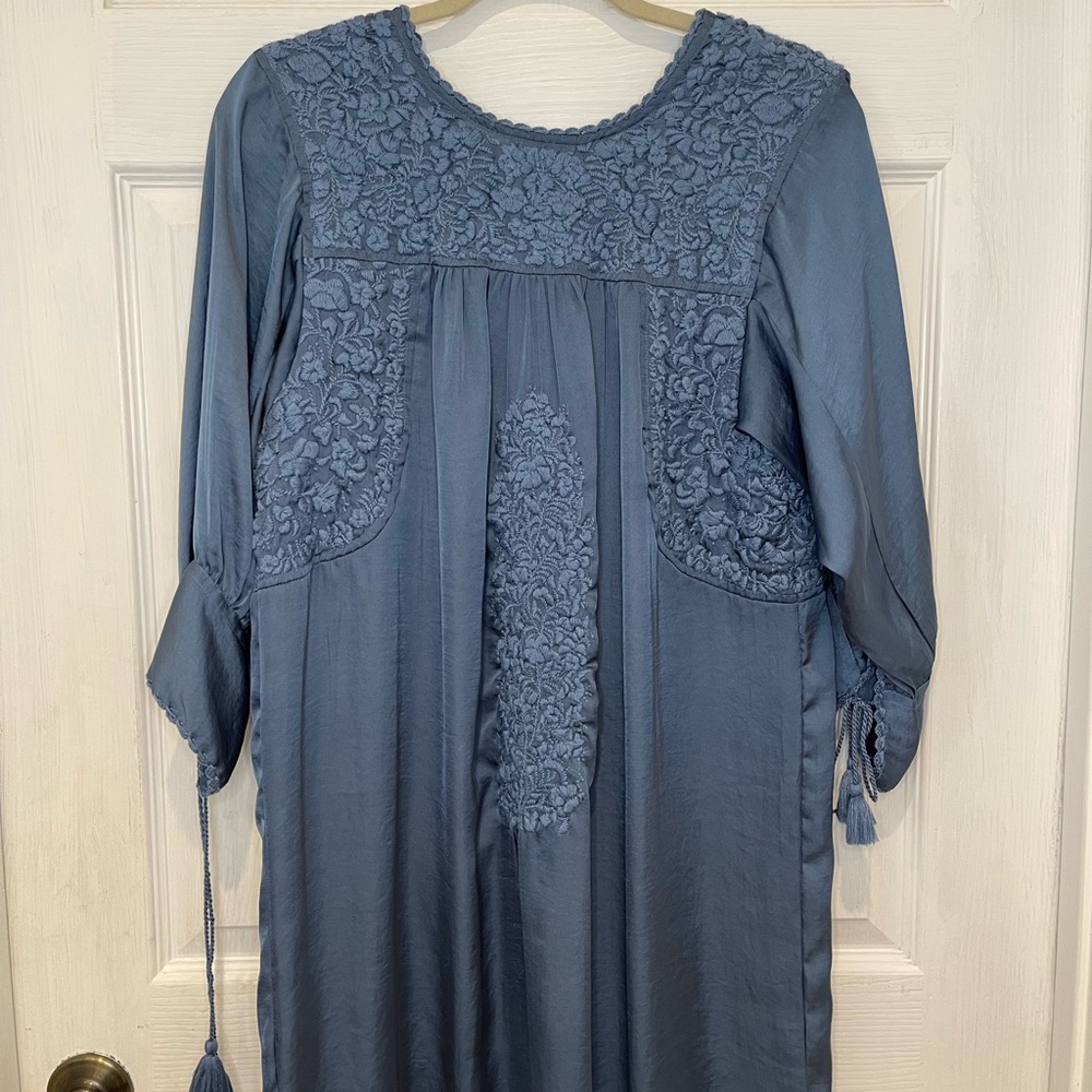 Sister Mary Embroidered Mexican Tunic Dress – Boho Peasant Style (Fits M)